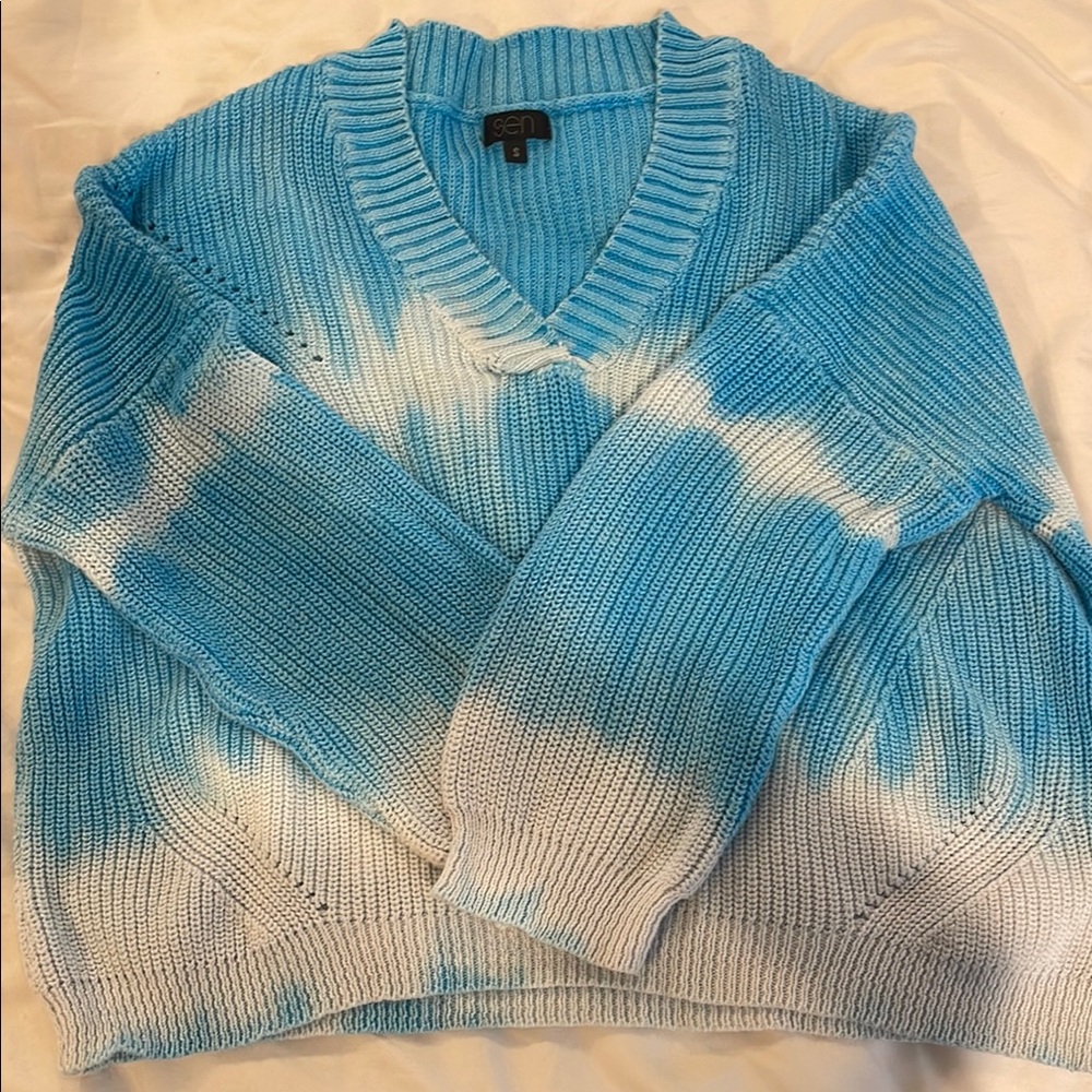 SEN Blue and White Tie-Dye Sweater